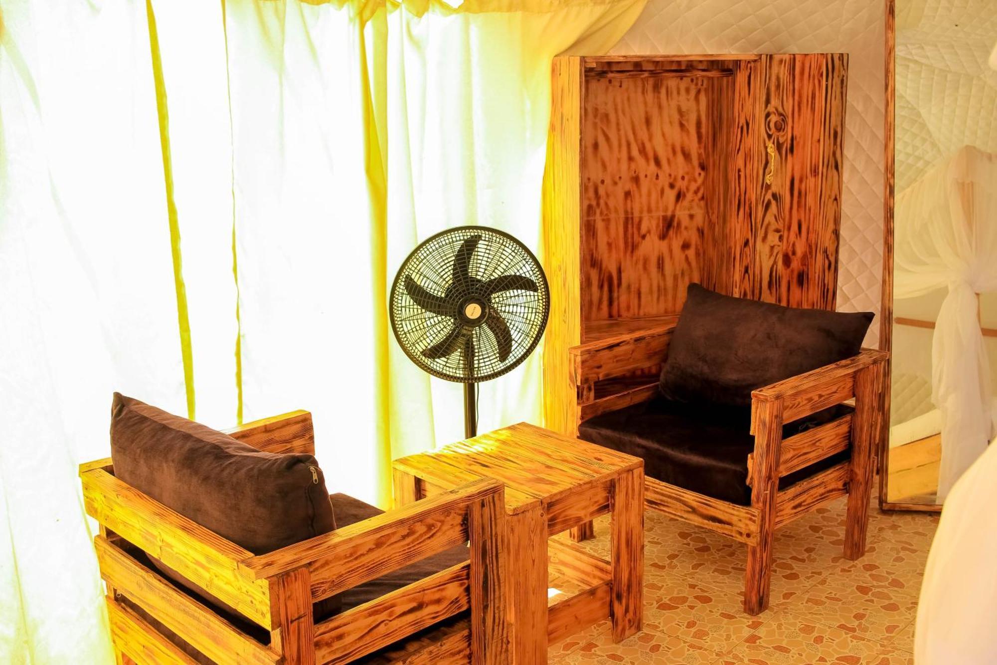 מלון אמבוסלי Little Amanya Camp מראה חיצוני תמונה