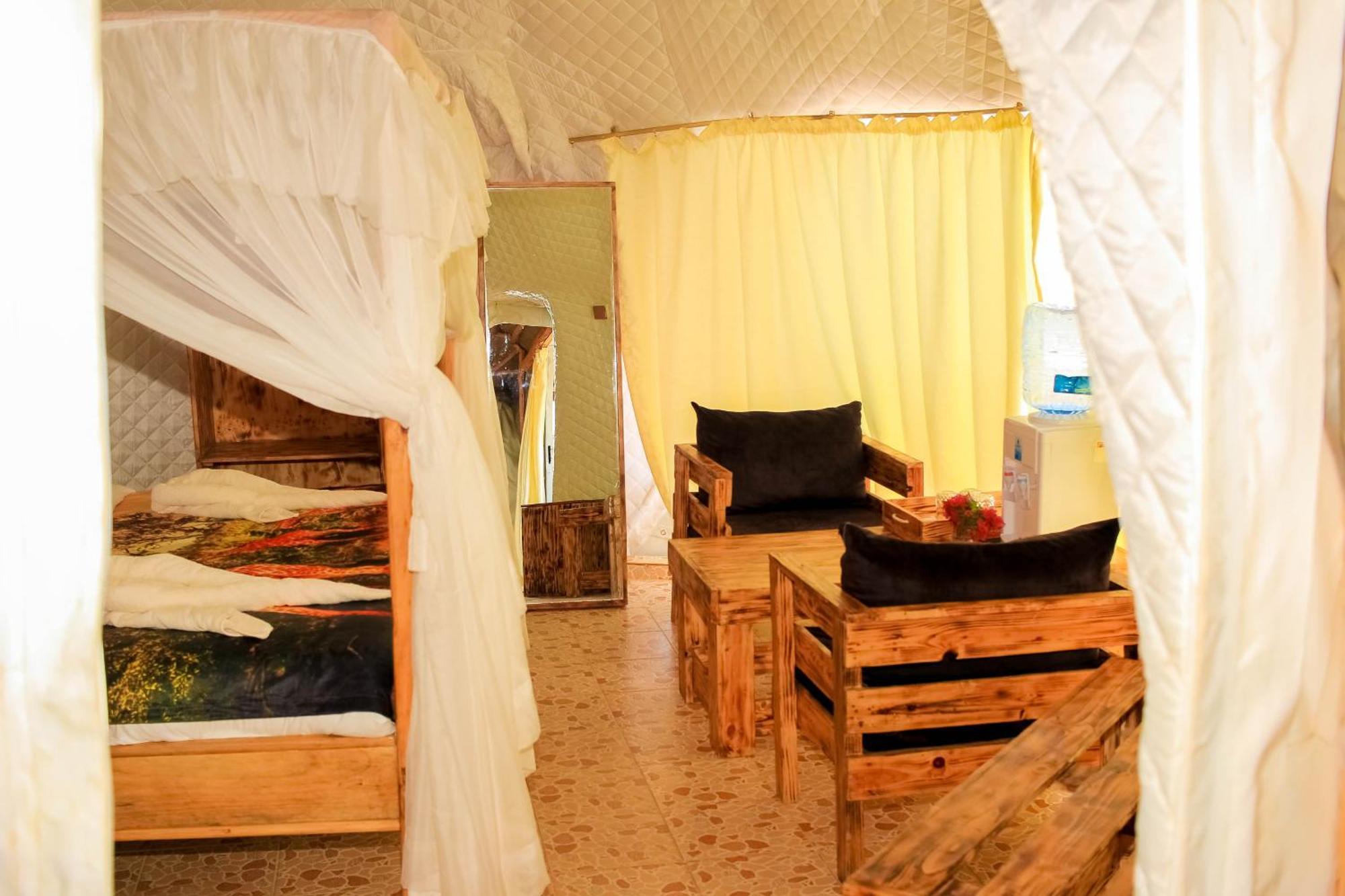 מלון אמבוסלי Little Amanya Camp מראה חיצוני תמונה
